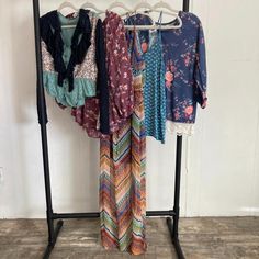 Women’s Mystery Box Size Medium Clothing Bundle Lot Size: M, Medium, 8, 10 Etc Mixed Brands Will Show Tag, Some May Have Tag Missing 1 Pink Ultra 2 Lauren Conrad 3 City Triangles 4 Old Navy 5 Love On A Hanger Quantity: 5 Items Type: Mixed - Could Have Tops, Dresses, Pants, Skirts, Jackets, And/Or Sweater/Cardigans) Season: Mixed - Could Have Fall, Winter, Summer, And/Or Spring Style: Mixed Condition: Nwt, Nwot, Guc, Euc, New Without Tags Or Excellent Preowned Condition. I Check Over Every Piece Clothing Bundle, Pants Skirts, Dresses Pants, Triangle Top, Mystery Box, Spring Style, Lauren Conrad, Piece Of Clothing, Spring Fashion