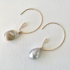 Gorgeous Gold Hoop With A Drop Of A Baroque Fresh Water Pearl Wrapped In 14k Goldfil. Handmade. Fresh Water Pearl, Cream And Gold, Pearl Color, Gold Hoops, Gold Hoop, Baroque Pearls, Fresh Water, Freshwater Pearls, Jewelry Earrings