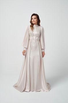 Modest Wedding Dresses Hijab, Hijabi Evening Dresses, Nikah Abaya, Hijabi Dresses Soiree, Evening Dress Modest, Nikah Dresses, Dresses Soirée, Long Sleeve Wedding Dress Vintage, Hijabi Gowns