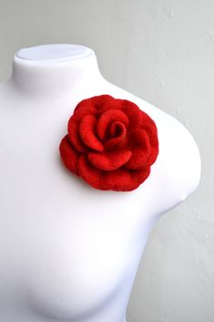 Red rose brooch Felt flower pin  Mothers Day gift
Dimensions: 10 cm x 10 cm (4'' x 4'')
Handmade from 100% natural merino wool
Eco friendly.
All Made with 'Wet Felting process'.
It will cheer you up no matter how you wear it : pinned to your bag, coat, dress, hat or a scarf. Can decorate with any article of clothing.
With my brooches you will not go unnoticed - this is an exclusive accessory . Want to get a lot of compliments ? Then you just need the brooch,which no one else has ... Flower Poppy, Fabric Flower Pins, Poppy Brooches, Blossom Jewelry, Fabric Flower Brooch, Rose Brooch, Real Flower Jewelry, Godmother Gifts, Spring Accessories