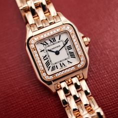 Introducing the iconic Cartier Panthère, a watch that exudes luxury and elegance. This timepiece is crafted with a rose gold case and features a closed caseback, ensuring durability and longevity. The sapphire crystal glass adds a touch of sophistication and protects the watch from scratches and damage. The Cartier Panthère has a rich history dating back to the 1980s when it was first introduced. It quickly became a symbol of luxury and was worn by many celebrities and fashion icons. The name "P Cartier Panthere, Rose Gold Case, Fashion Icons, Patek Philippe Nautilus, Breitling Navitimer, Rolex Day Date, Audemars Piguet Royal Oak, Rolex Gmt, Rolex Daytona