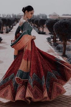 Colorful printed lehnga for a mehndi function Wedding Lehenga Designs, Indian Bride Outfits, Colorful Dress, Traditional Indian Outfits, Indian Couture