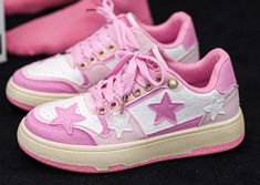 Y2K style Leather + Canvas Sneakers.  Harajuku style, Kawaii style Women's Sneakers. Bapesta Shoes, Harajuku Shoes, Girl Sneakers, Style Kawaii, Sneakers Pink, Harajuku Style, Kawaii Style, Y2k Pink, Sneakers Athletic