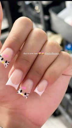 Short Duck Nails Hello Kitty, Nail Designs Without Charms, Duck Style Nails, Short French Tip Duck Nails, Short Duck Nails French Tip, Short Duck Nails Design, Acrylic Nail Set Ideas, Hello Kitty Nails Short, Hello Kitty Duck Nails