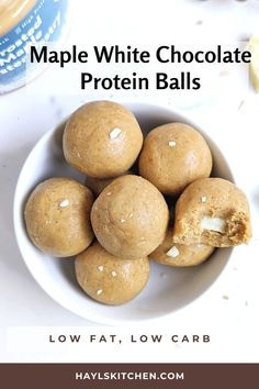 Maple White Chocolate Protein Balls are delightful, indulgent and good-for-you at the same time! With sugar-free white chocolate and maple syrup, protein powder and maple-flavored cashew butter, these bites will have you swooning! White Chocolate Bar, Sugar Free Maple Syrup