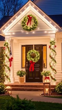 Bored At Home, Yard Decorations, Christmas Outdoor, Outdoor Ideas, Front Doors, Outdoor Christmas Decorations, Outdoor Christmas, Yard Decor, Decoration Ideas