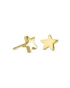 You deserve to shine bright! The Jae Star Stud Earrings in 18k Gold Vermeil represent an iconic symbol with fresh, radiant style. This sustainable set is sure to live in your collection as a long-time go-to. METAL- 18k Gold Plated Over Sterling Silver WHAT IS VERMEIL?- Vermeil is Sterling Silver that is plated in 18k Gold or 18k Rose Gold. Plating is heavier than our fashion jewelry, making it more resistant to signs of wear. SIZE- 0.29"L x 0.31"W on post Kendra Scott Store, I Love Gold, Star Stud Earrings, Kendra Scott Earrings, Star Earrings Stud, Earrings Women, Star Studs, Opal Earrings, Swimwear Girls