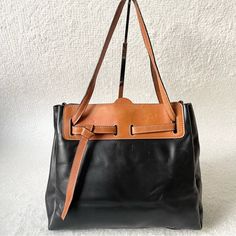 Large Preowned Loewe Tote In Fair Condition,Has Two Outer Rips On The Leather But Not Visible And Does Not Appear On The Inside Lining. Loewe Tote, Loewe Bags, Loewe Bag, Medium Tote, Handle Bag, Womens Tote Bags, Top Handle, Gate, Top Handle Bag