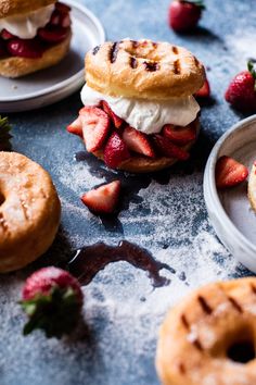 strawberry shortcake sandwiches with whipped cream and strawberries