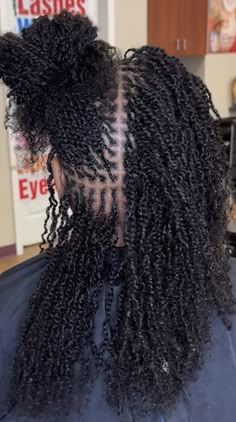 Microtwist Styles, Microlocs Twist, Micro Spring Twist, Micro Mini Twist, Soft Dreads Hairstyles, Micro Twists With Kinky Extensions, Micro Locs Vs Sister Locs, Mini Twists With Extensions, Kinky Twist Hairstyles Braids