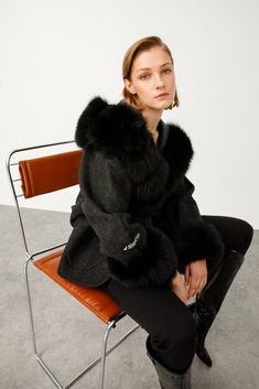 The length of the product is 70 cm. Personalization up to 80 cm is possible. There is no inner lining. The fabric is designed from 100% original alpaca fabric and fur. It is suitable for both seasonal and winter use. The pattern is perfect, you can take your own size. It is oversized. Chic Wool Coat With Faux Fur Trim For Winter, Winter Faux Fur Coat With Feather Trim, Elegant Fluffy Winter Outerwear, Fall Outerwear With Faux Fur Trim, Black Sheepskin Fur Coat For Winter, Chic Wool Fur Coat With Faux Fur Trim, Luxury Fur Coat With Faux Fur Trim For Fall, Luxury Fall Fur Coat With Faux Fur Trim, Warm Faux Fur Coat For Fall