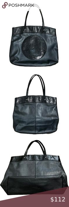 COACH Laura Signature Black Tote. BEAUTIFUL! Black Tote, Leather Straps, Fashion Trends, Fashion Tips, Clothes Design, Black