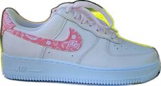 Sporty White Nike Air Force 1 For Spring, White Nike Air Force 1 For Spring Sports, Pink Sneakers With White Laces For Streetwear, White Custom Sneakers With Gum Sole For Spring, Spring Nike Custom White Sneakers, White Nike Air Force 1 With Laces, Nike Air Force 1 White With Laces, Casual White Nike Air Force 1 With Round Toe, White Nike Air Force 1 Lace-up For Spring