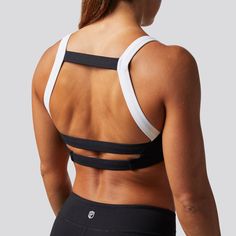 High Stretch Sports Bra With Built-in Padding For Training, Nylon Activewear With Built-in Padding For Training, Black Compression Activewear With Built-in Padding, Sporty Sports Bra With Strappy Back And Built-in Padding, Technical Sports Bra With Built-in Padding In Nylon, Technical High Stretch Sports Bra With Built-in Padding, Black Sports Bra With Built-in Padding For Gym, Fitted T-back Activewear For Yoga, Sports Activewear With Built-in Padding And T-back