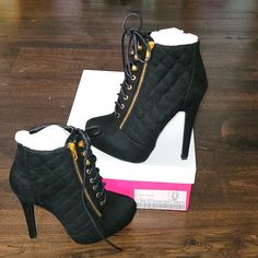 Just Fab Black Lace-Up Booties. 4inch Heels. Brand New In Original Box. Size 7.5. Smoke Free Home. Black Heels With Padded Ankle For Night Out, 4inch Heels, Just Fab Shoes, Justfab Shoes, Lace Up Booties, Shoes Brand, Slipper Boots, Dream Shoes, Shoe Brands