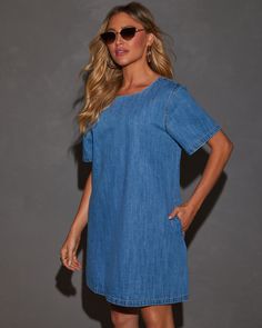 As summer winds down, the Effortless Vibe Denim Shift Dress is here to ensure your style can be one thing that still shines. Crafted from structured denim fabric, this dress combines laid-back charm with refined elegance. The pull-on styling and side slant pockets offer easy-going convenience, while the sleek shift silhouette keeps you looking effortlessly chic. Perfect for those final summer outings or transitioning into fall, this dress is your go-to for a relaxed, yet polished look. Structure Easy Going, Polished Look, Denim Fabric, Shift Dress, Sleek, Fabric