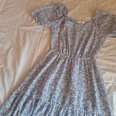 Long Monteau Dress In Blue With A Floral Pattern, Never Worn! Light And Perfect For Spring And Has A Stretchy Waist Seam To Fit Xs-Small Nwot Dresses Long Blue, Long Blue Floral Dress, Blue Floral Dress, Floral Blue Dress, Dresses Long, Dresses Xs, Blue Floral, Floral Dress, Long Dress