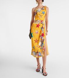 Silk Floral Print Midi Cocktail Dress, Silk Printed Midi Dress For Evening, Raffia Sandals, Spring Knits, Dolce Gabbana Dress, Dolce E Gabbana, Printed Silk, Printed Leather, Printed Design