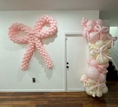 Sorority Balloon Arch, Diy Pink Decorations Party, Baby Shower Girl Bow Theme, Love Shack Fancy Balloon Garland, Pink Bow Balloons, Enchanted Garden Balloon Garland, Coquette Balloon Arch, Baby Pink Party Decorations, Balloon Bow Garland