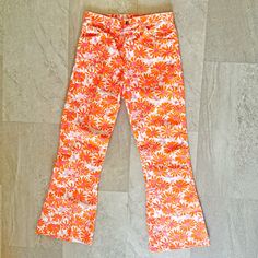 "▲ vintage 1970s funky floral print pants by Lilly Pulitzer » flared bell bottom style » snap button fly SIZE / MEASUREMENTS (taken flat and already doubled for you) no labeled size, see measurements below: waist 31\" hips 42\" rise 12\" inseam 32\" outseam 42\" Δ LABELS / TAGS Lilly Pulitzer Men's Stuff Palm Beach, Pulitzer Jeans Δ MATERIAL feels like a thick cotton or cotton blend Δ CONDITION excellent vintage condition, but has a very minor tiny light minor stain on front, one tiny tear on th Vintage Floral Print Pants For Fall, Hippie Wide Leg Spring Flares, Spring Hippie Wide Leg Flares, Hippie Wide Leg Flares For Spring, Groovy Flared Bottoms For Summer, Groovy Flare Bottoms For Summer, Retro Wide Leg Summer Flares, Retro Wide-leg Summer Flares, Summer Retro Wide-leg Flares