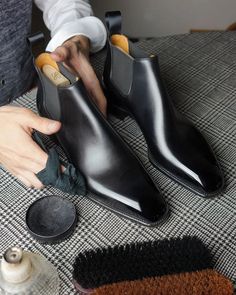 ❤️Step up your style game and gain a boost of confidence with our Black Chelsea Boots designed to discreetly add extra height. Perfectly crafted for those who desire elegance combined with a subtle lift, these boots ensure you look taller without compromising on comfort or style.❤️ ❤️Key Features: 👉Elegant Design: Classic black Chelsea boots with a sleek and timeless design, perfect for any occasion. 👉Height Increase: Built-in hidden lifts provide an additional 2-3 inches of height, enhancing Jodhpur Boots, Mens Dress Boots, Gentleman Shoes, Bespoke Shoes, Mens Leather Boots, Chelsea Boots Men, Black Chelsea Boots, Leather Chelsea Boots, Mens Shoes Boots