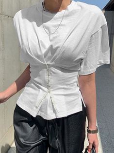 Casual Solid Summer Fitted Short Sleeve T-Shirt Summer Fits Shorts, T Shirt Fashion, Outfit Look, Fashion Top, Mode Inspo, Mode Inspiration, Women's Summer Fashion, Fashion Sewing, Diy Clothes