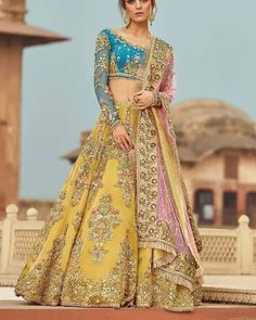 Our store offers a wide range of wedding dress for Bride, Latest Bridal Dresses and Bridal Lehenga choli for all the brides that make you look ravishing. Orang India, Bridal Mehndi Dresses, Pengantin India, Lehnga Dress, Latest Bridal Dresses, Designer Bridal Lehenga, Gaun Fashion, Indian Bridal Dress, Lehenga Collection