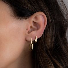 Beautiful paperclip style chain link earrings - great for daytime or night time. Super stylish and chic!! - - - D E T A I L S - - - * Made of 925 Sterling Silver * THICK plating of 14k Gold or Rhodium * Nickel-free & Hypoallergenic - great for sensitive ears! * Sold as a pair * 26mm long * Bottom link: 14mm x 6mm * Thickness: 1.3mm Earrings on Model: 2mm Ball Studs https://www.etsy.com/listing/1154500077/tiny-ball-stud-earrings-ball-studs-stud?click_key=3377fbbf6e26910fcf680c211d445615773371bd%3 Minimalist Paperclip Chain Dangle Earrings, Dangle Earrings With Paperclip Chain, Minimalist Single Link Earring, Modern Everyday Link Earrings, Everyday Paperclip Chain Dangle Earrings, Everyday Dangle Earrings With Paperclip Chain, Everyday Paperclip Shaped Earrings With Ear Wire, Everyday Paperclip Ear Wire Earrings, Modern Paperclip Earrings For Pierced Ears