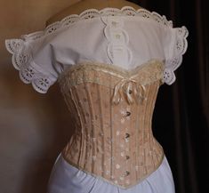 Style Corset, Corsets Vintage, Victorian Corset, Womens Costumes, Modern Victorian, Women's Costumes, Black Trim, Silk Fabric, White Lace