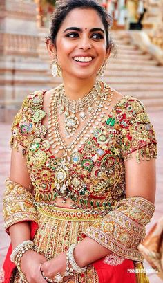 Abu Jani Sandeep Khosla - India Sari Blouse Styles, Latest Indian Fashion Trends, Isha Ambani, Radhika Merchant, Nita Ambani, Bride Photos Poses