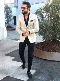 Beige Blazer Men, Tan Blazer Outfits, Beige Blazer Outfit, Tan Suit Jacket, Guest Dress Wedding, Stylish Men Wear, Wedding Outfit Guest