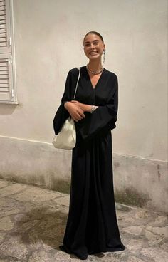 Elegant Holiday Outfit, Sophia Roe, Dinner With Family, Fest Outfits, Holiday Outfit, Basic Outfits, Casual Street Style, Mode Inspiration, Lookbook Outfits