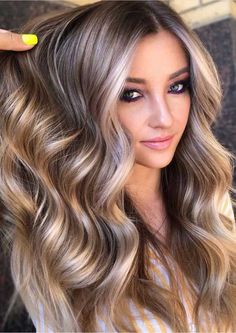 Best Fall Hair Colors, Fall Blonde Hair, Colors 2023, Fall Hair Color For Brunettes, Beautiful Hair Color, Blonde Hair With Highlights, Summer Hair Color For Brunettes