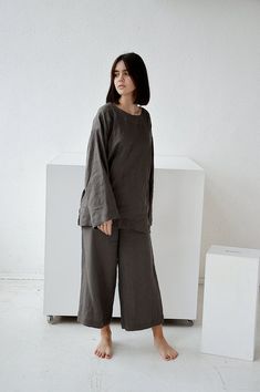 Weathered wood linen culottes pants - Loose pants - Midi flared linen pants - Soft linen trousers Oversized Wide Leg Pants With Pockets For Summer, Linen Wide-leg Pants For Fall, Fall Linen Wide-leg Pants, Wide-leg Linen Bottoms For Fall, Spring Oversized Solid Wide Leg Pants, Wide Leg Linen Pants For Fall, Baggy Linen Wide Leg Pants For Fall, Relaxed Fit Fall Culottes Ankle-length, Fall Linen Wide Leg Pants