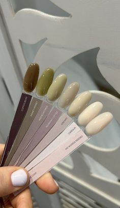 Plain Nails Ideas, Plain Nails Colors, Dreams Vision Board, Nails Plain, Trending Nail Colors, Aesthetic Luxury Lifestyle, Unghie Sfumate, Luxury Lifestyle Girly