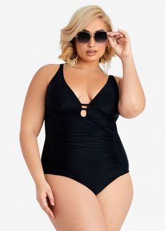 Take the plunge in this gorgeous plus size one-piece featuring a chic keyhole and strategic ruching boosting your curves. By Nicole Miller. One Piece Swimsuit Plus Size, Swimsuit Plus Size, Trendy Plus Size Dresses, Ruched Swimsuit, Plus Size One Piece, Plus Size Designers, Beach Ready, Ashley Stewart, Line Store