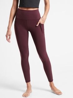 Five Ways to Wear Leggings...in a Totally Elegant Way - Bridgette Raes Style Group Black Capri Pants, Athleta Leggings, Lululemon Align Pant, Best Leggings, Active Wear Pants, Athleta Pants, Tight Leggings