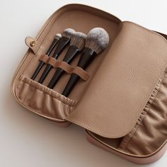 Travel Beauty Case | Cuyana Travel Case Aesthetic, Luxury Travel Accessories, Mom Essentials, Random Products, Mini Makeup Bag, Travel Noire, Travel Makeup Bag, Beauty Organization, Beauty Brushes