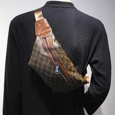 fb-feed نظارات شمسية, Chest Bag, 7 H, Cell Phones, Dark Brown, Key, Wallet, Sunglasses, Texture