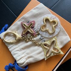 9/10 Condition,Comes W Dust Bag Lv Bag Charm, Charm Ring, Bag Charms, Louis Vuitton Accessories, Ring Color, Charm Rings, Lv Bag, 9 And 10, Keychains