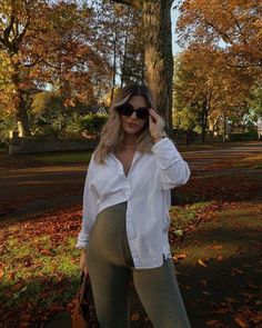 Lydia Rose on Instagram: "Autumn pregnancy outfits are my favourite 🥹🍂🤎" 9 Month Pregnant Outfits, Comfy Outfits For Fall, Lydia Rose, Prego Outfits, Pregnant Style, Fall Maternity Outfits, Casual Maternity Outfits, Winter Maternity Outfits, Trendy Maternity Outfits