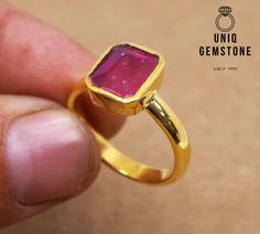 Ruby Ring Mens For Men, Ruby Gold Ring Designs For Men, Gem Stone Rings Women, Red Stone Ring Women, Ruby Rings Women, Ring Astrology, Hessonite Ring, Astrology Ring, Ruby Stone Ring