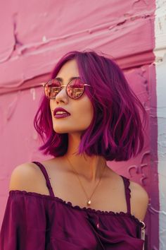 Short Hair Styles And Colours, Bright Fall Hair Colors, Light And Dark Pink Hair, Hair Styles Alternative, Short Plum Hair, Fuschia Hair Magenta, Purple Bob Hair, Vivid Color Hair, Bright Hair Color Ideas