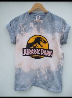 Hipster Outfits Summer, Jurassic Park Shirt, Hipster Shirts, Hipster Outfits, Grunge Look, Hipster Fashion, Soft Grunge, Grunge Style, Jurassic Park