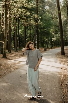 These wide linen pants are the epitome of comfort and style. With their palazzo style trousers, perfect for a bohemian, casual chic, or feminine style. You can wear the pants as a party outfit, date night outfit, or even a wedding guest outfit. Perfect as New Year's outfit! Wear them to any occasion and season by styling them differently. Make a statement with these gorgeous linen pants! Add our linen pants to your capsule wardrobe today! Spring Casual Pants For Gatherings, Chic Linen Pants For Spring, Spring Linen Wide Leg Pants, Versatile Summer Bottoms For Casual Gatherings, Wide Leg Bottoms For Summer Casual Gatherings, Elegant Summer Wide Leg Pants With Relaxed Fit, Linen Pants For Spring Day Out, Spring Linen Pants For Day Out, Relaxed Summer Bottoms For Casual Gatherings