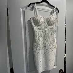 Brand New Dress Perfect For A Bridal Shower Outfit. Size Large Never Worn Dress With Diamonds, Bridal Shower Outfit, Pearl Dress, White Beads, Large Size Dresses, New Color, New Dress, Bridal Shower, Womens Skirt