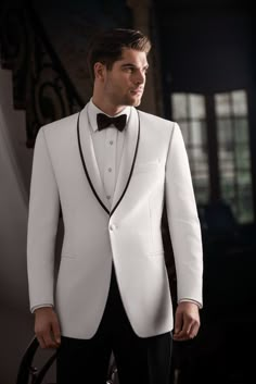 Tuxedo White, Tuxedo Styles, White Tux, Western Suits, Dinner Suit, White Jeans Men, Wedding Tuxedo