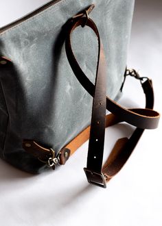 Waxed Canvas Convertible Backpack Tote Bag Crossbody Bag - Etsy Convertible Tote Bag, Handmade Leather Purse, Waxed Canvas Bag, Large Leather Bag, Backpack Tote, Minimalist Bag, Leather Gear, Leather Laptop Bag, Convertible Backpack