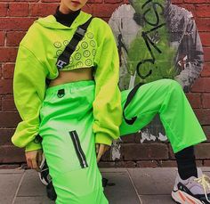 Neon Green Sad Emoji Cropped Hoodie Sweatshirt Neon Grunge Outfits, Neon Outfits Aesthetic, Neon Punk Fashion, Neon Green Outfit, Neon Green Outfits, Neon Clothes, Neon Green Fashion, Neon Jacket, Vaporwave Clothing