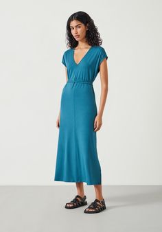 Annabella Jersey Midi Dress Those Days, Pink Sweatshirt, Dress 100, Teal Green, Hush Hush, Jersey Dress, Pink Bag, T Shirt Dress, Jumpsuit Dress